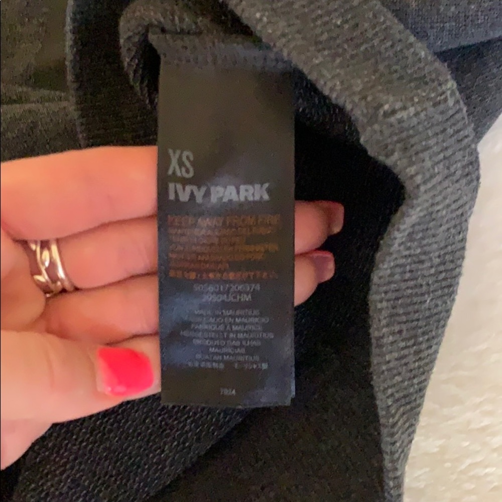 Ivy Park sweater - Picture 6 of 7